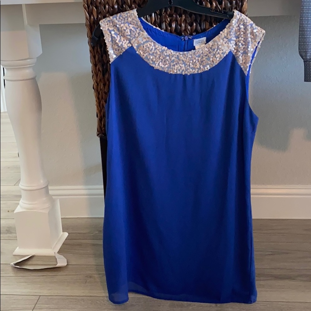 Women’s dress